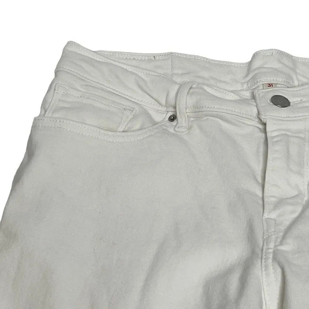 Levi’s vintage 90’s white Bermuda shorts size 31 - Picture 2 of 14